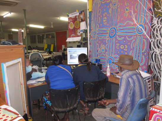Lajamanu, July 2011 / Jerry Jangala with Mary Laughren / Barbara Glowczewski / Australia, Central Deserts, Lajamanu