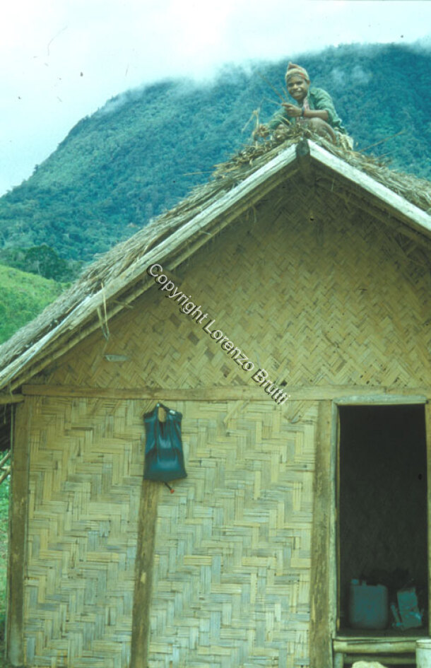 Oksapmin Architecture / Oksapmin Architecture / Lorenzo Brutti / Papua New Guinea