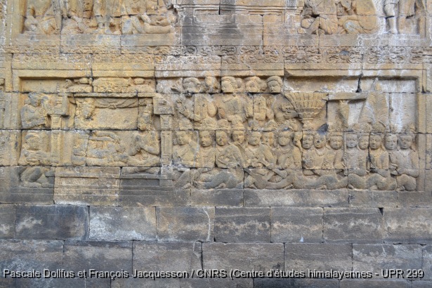 Borobudur > Galerie I > Mur inférieur : Histoire de Sudhana et de Manohara / Borobudur > Galerie I > Mur inférieur : Histoire de Sudhana et de Manohara / Jacquesson, François; Dollfus, Pascale /  Indonesia/ Indonésie