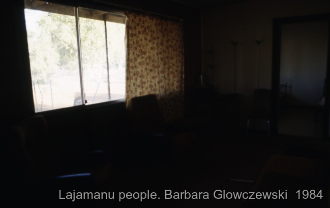 The Warlpiri Baptist Church:  Lajamanu and Yuendumu, 1984 / Inside the mission / Barbara Glowczewski / Lajamanu and Yuendumu, Tanami Desert, Central Australia