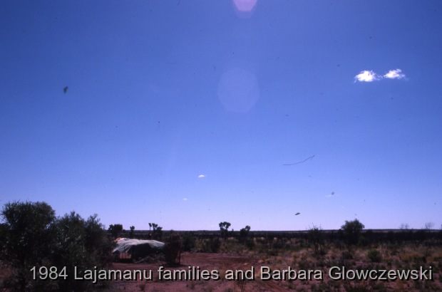 Granites 1 / Lima outstation; Traveling and camping  with the Menzies family / Barbara Glowczewski / Lima outstation, Tanami Desert, Central Australia