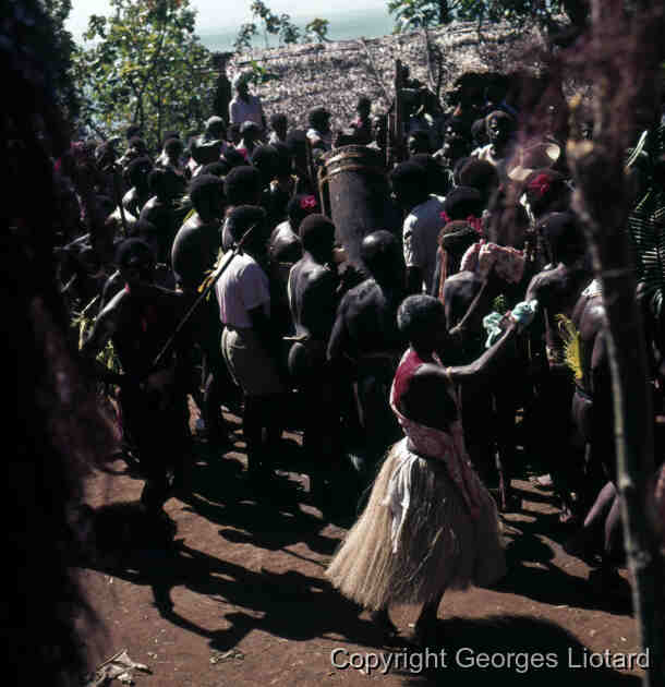 Ile Pentecôte - Village de BUNLAP - Fête des Ignames  / Fête des ignames / Georges Liotard / Vanuatu, Pentecôte