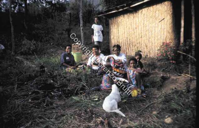 Oksapmin Portraits / Oksapmin Portraits / Lorenzo Brutti / Papua New Guinea