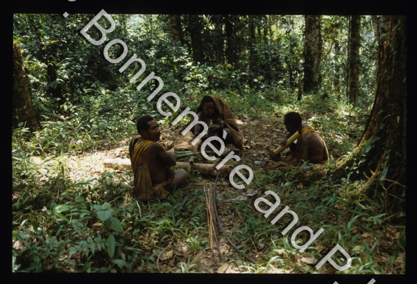 Gens / Gens / Bonnemère, Pascale; Lemonnier, Pierre /  Papua New Guinea/ Papouasie-Nouvelle-Guinée