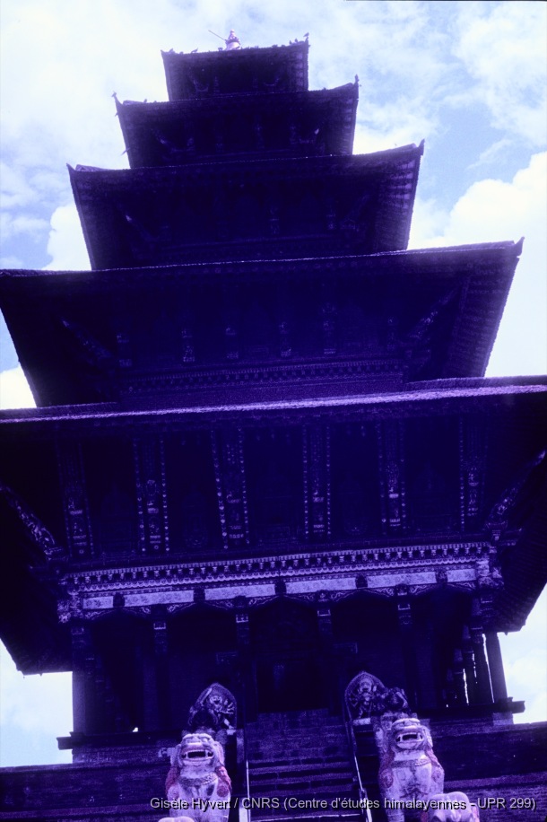 Vallée de Kathmandu c.1970 / Temple de Nyatapola.  / Hyvert, Gisèle  / Bhaktapur, Taumadhi tol (Bhaktapur district), Népal 