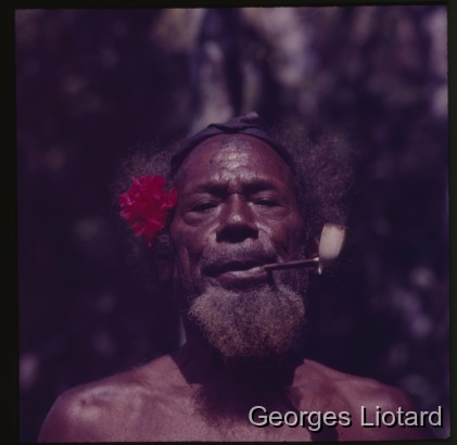 Ile d'Ambrym / Vieil homme du village d'Olal - Nord Ambrym -Vanuatu / Georges Liotard / Ile Ambrym, Vanuatu