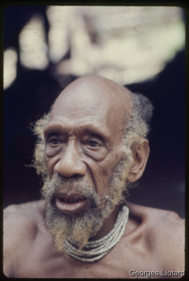 Ilôt  MALO / Portraits du vieux BANI-OURY / Georges Liotard / Villages d'Abunaress et de Narombe - Ile Malo - Vanuatu