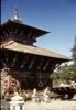 Façade est du temple de Changu Narayan (dédié à Garuda Narayan). 