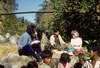 John Sanday, architecte restaurateur de Hanuman Dhoka (Unesco), et Nadine Chauveaux (Unesco). 