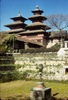Palais royal et temples de Taleju et de Degutale vus depuis le bassin Bhandarkhal au S-E.