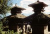 Temple de Narayan et, au premier-plan, temple de Lakshmi Narayan. 