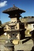 Temple de Visheshwar (Bisheshwor) Mahadev en ruine dans l'enceinte du temple d'Indreshwar Mahadev. 