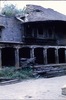 Maison traditionnelle newar en ruine.