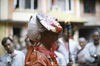 Indra Jatra : Halchok pyaakhan, par la troupe Sava bhaku (originaire d'Halchok) 
 