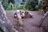 Jeu avec des demi-noix de coco sur le Nasara de